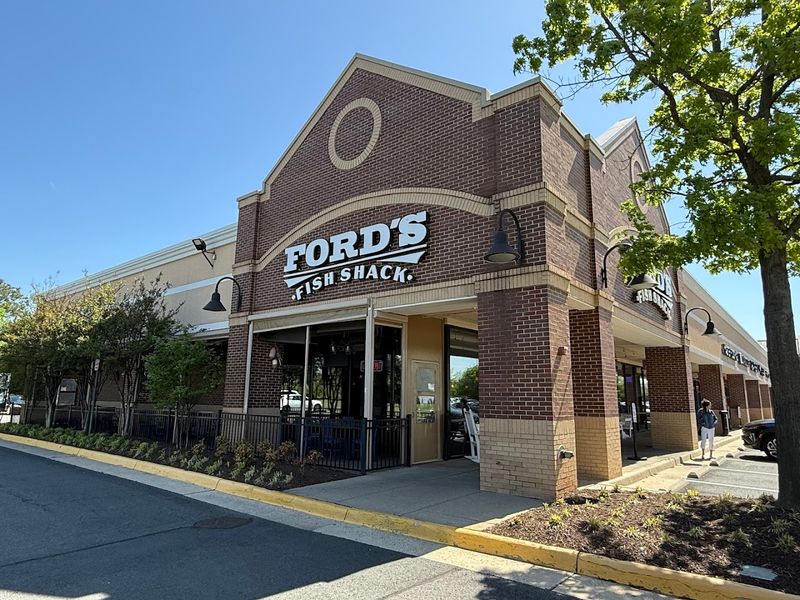 Ford's Fish Shack - Ashburn, Virginia