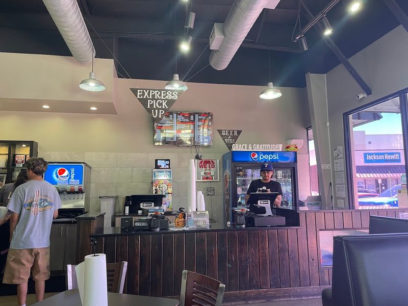 Convenient Hours and Easy Counter-Service Setup