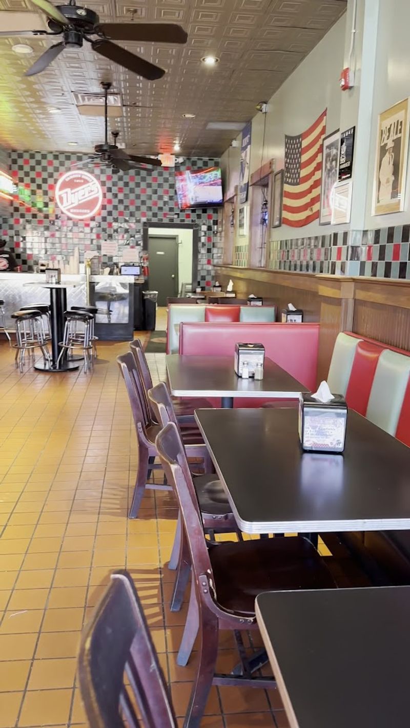 What the Locals Actually Think: Real Customer Reviews