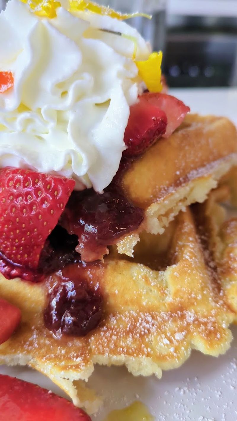 Brown Sugar Lemonade With Lavender Syrup