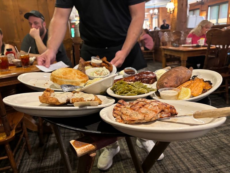 The small Tennessee town where one restaurant became just as famous as the place itself 6 Full Meals That Include Way More Than You Expect