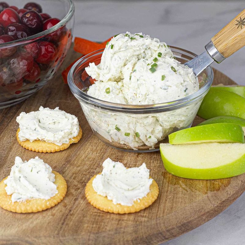 Light cheese spreads