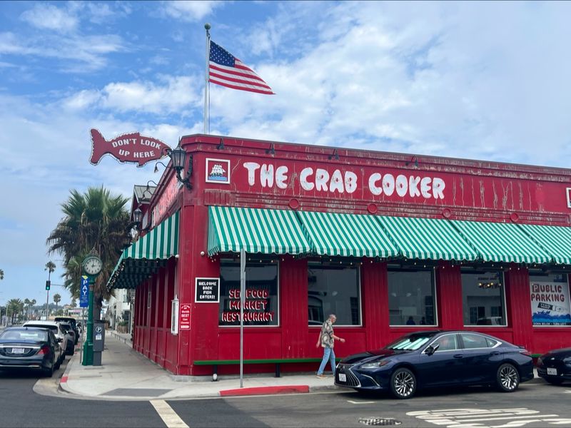 People drive for hours just to eat at this tiny California seafood spot by the water 14 Why People Drive Hours Just to Eat Here