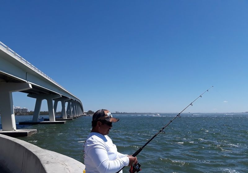This 12-Mile Scenic Drive in Florida Is an Experience You Shouldn't Miss 7 Fishing from the Causeway Bridges