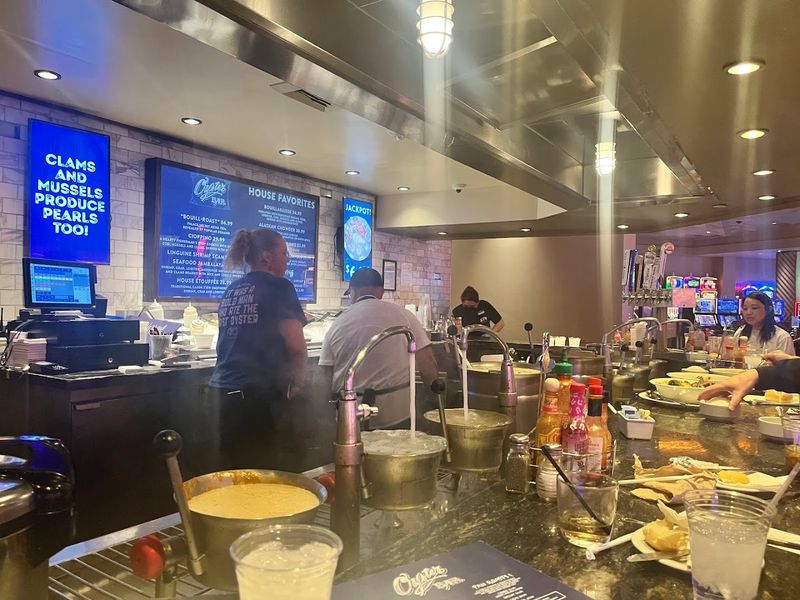 11 Nevada Seafood Restaurants That Surprise People In The Desert 5 The Palace Station Oyster Bar - Las Vegas, Nevada