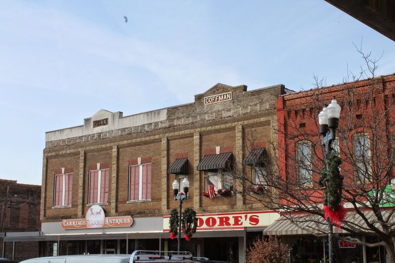 Lawrenceburg, Tennessee