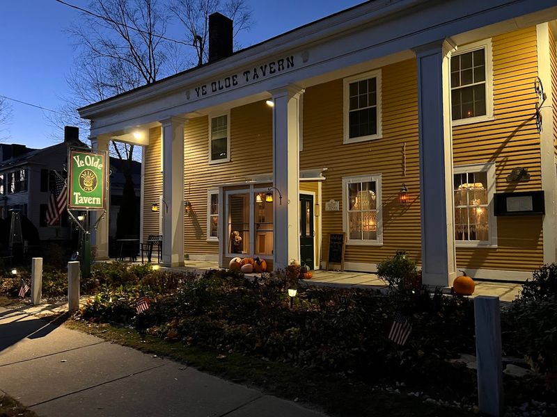 The Storied Restaurants in America Everyone Should Visit, State by State 45 Ye Olde Tavern - Manchester Center, Vermont