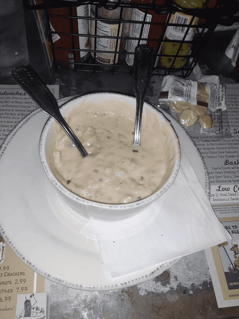 The tiny Florida seafood shack where every order tastes like a vacation 15 Clam Chowder So Creamy It Feels Like a Warm Hug