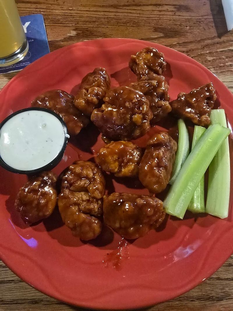 The Best Places for Chicken Wings in Every U.S. State 42 T.C.'s Referee | Sports Bar - Sioux Falls, South Dakota