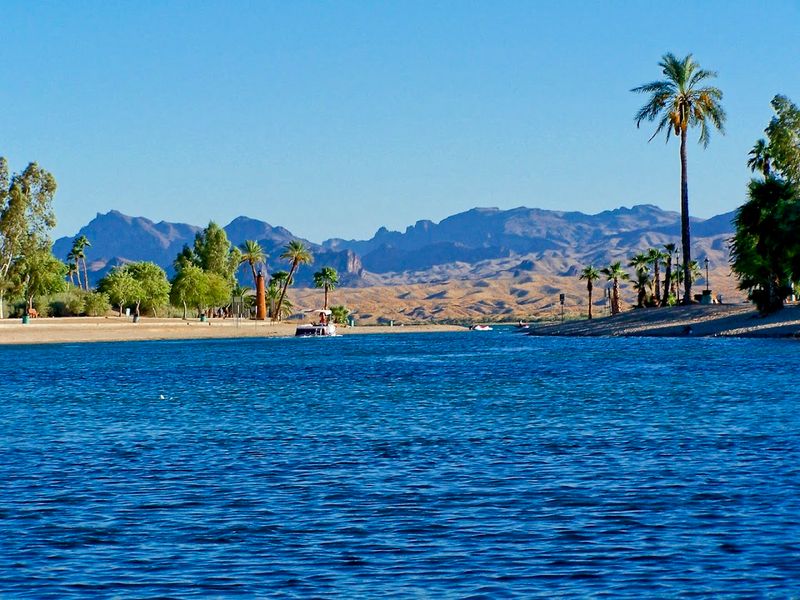 Lake Havasu State Park Beaches Worth Every Bit of the Drive