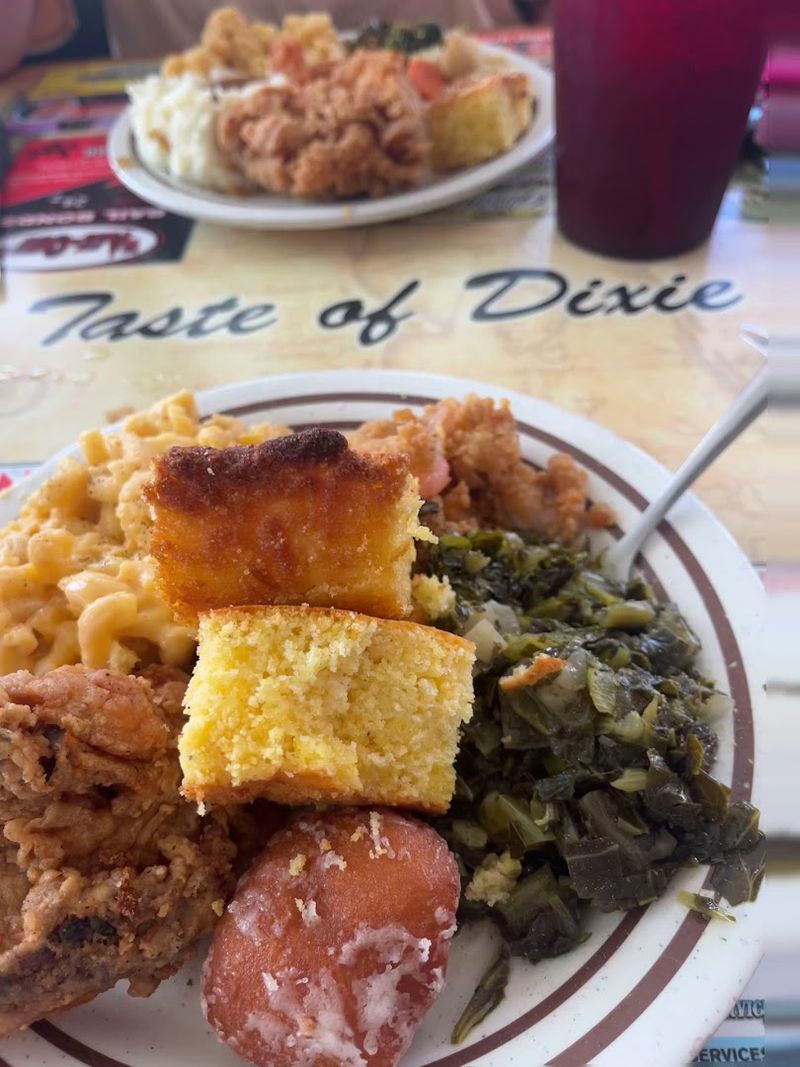 This Remote Florida Restaurant Is Quietly Serving the State's Best Breakfast 10 Friendly Service That Feels Like Family