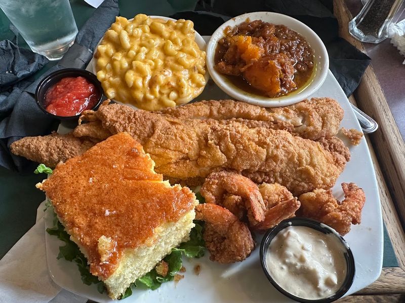 The Best Soul Food Restaurants in Every State 44 Croaker's Spot - Richmond, Virginia