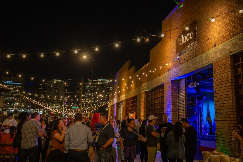 12 Arizona comfort food restaurants that feel like a reward after a long drive 4 The Duce - Phoenix, Arizona