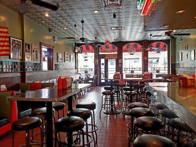 Dyer's Burgers - Memphis, Tennessee