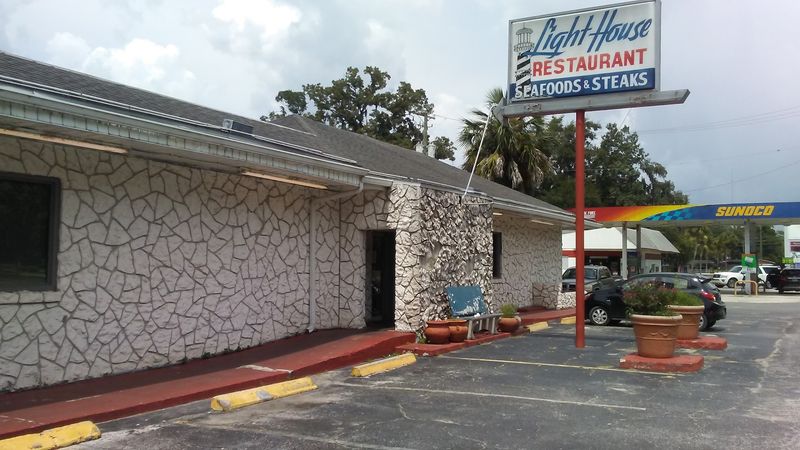 8 Florida Small-Town Restaurants That Quietly Serve Some Of The Best Food Around 6 Lighthouse Restaurant - Fanning Springs, Florida