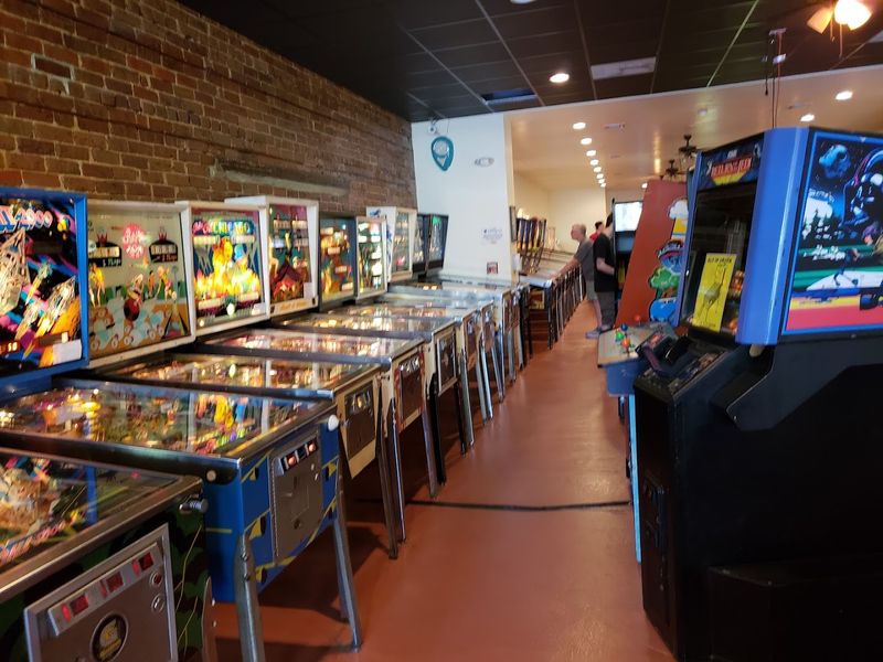 100+ Vintage Arcade and Pinball Machines Ready to Play