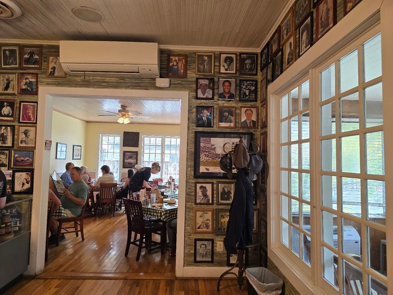 This Tennessee Restaurant Feels Like the Kind of Place Locals Have Loved for Generations 14 Community Spirit That Goes Beyond Just Good Food