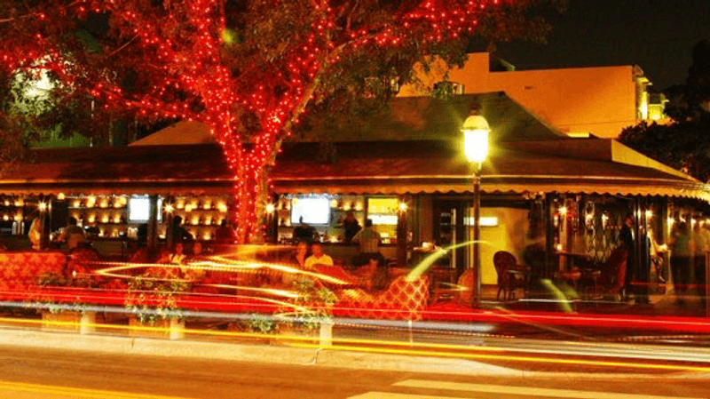 13 Florida Patio Restaurants Where One Meal Easily Turns Into the Whole Afternoon 4 Greenstreet Cafe - Miami, Florida