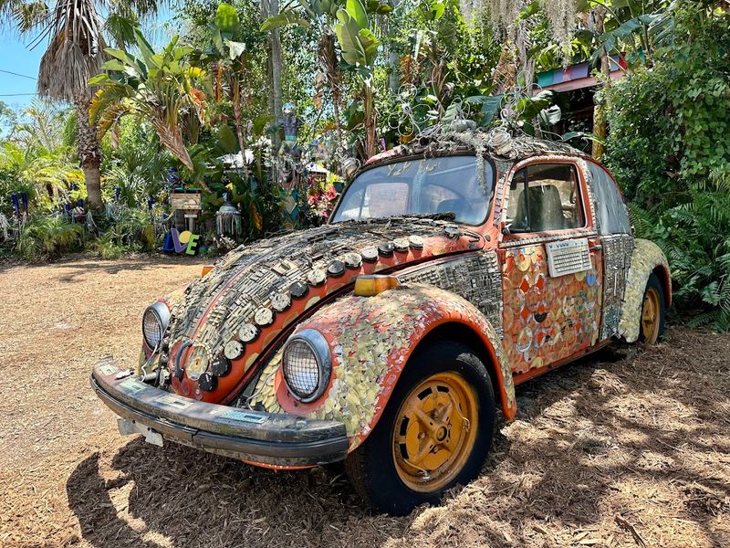 This Unique Florida Landmark Is as Strange as It Is Whimsical 13 Photography Paradise Around Every Corner