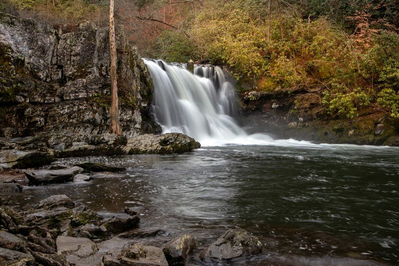 9 Tennessee waterfall and swimming spots that make summer easier to handle 8 Abrams Falls - Tennessee, Tennessee