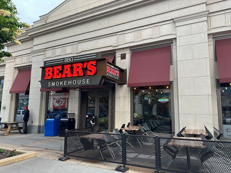 The Best Barbecue Restaurants in America, Ranked by State 8 Bear's Smokehouse Barbecue - Hartford, Connecticut