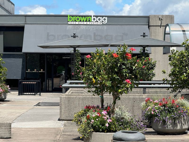 Brown Bag Downtown - Knoxville, Tennessee