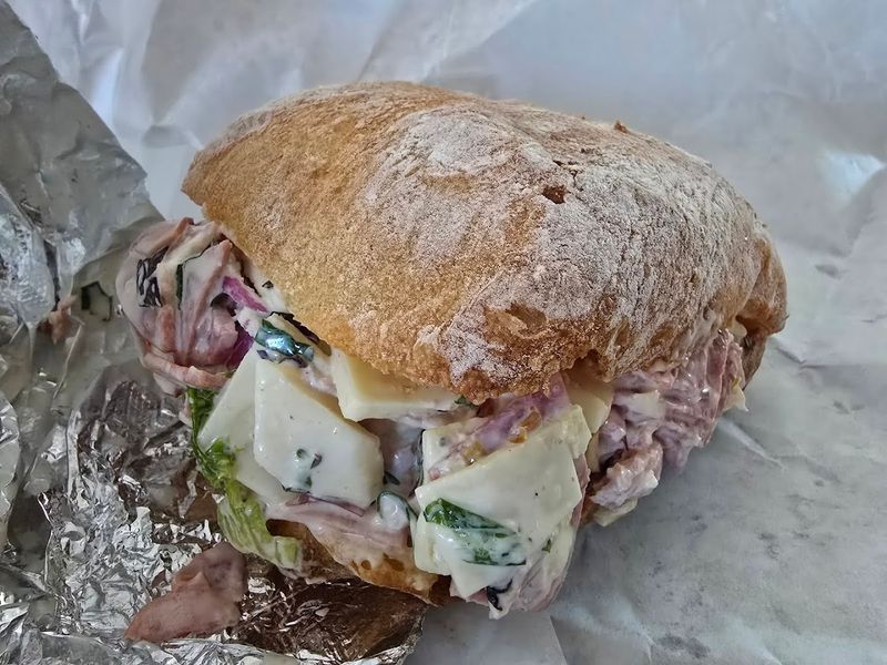 River Street Deli - Chattanooga, Tennessee