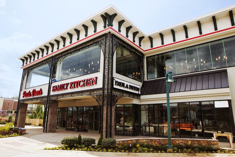 Paula Deen's Family Kitchen - Pigeon Forge, Tennessee