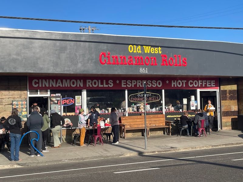 This California breakfast spot serves cinnamon rolls so big people end up talking about them all day 12 Tips for Beating the Crowds and Getting the Best Experience