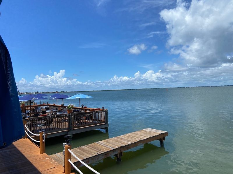 A Dock Out Back That Turns Dinner Into an Adventure