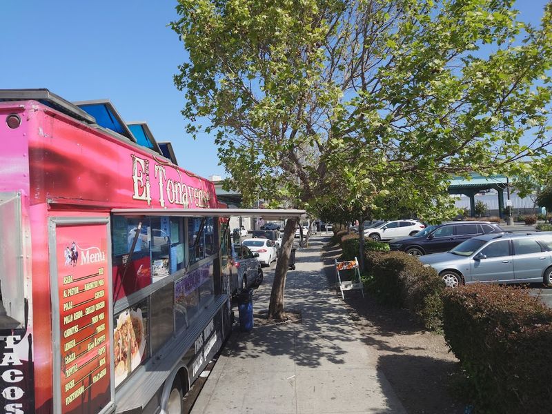 El Tonayense - San Francisco, California