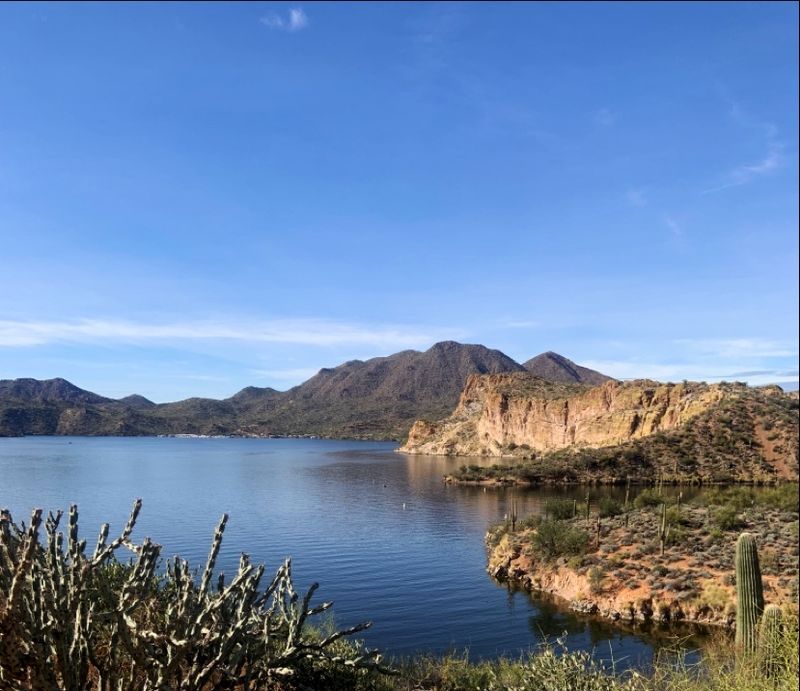 10 Arizona Lake and River Spots That Feel Like a Surprise in the Desert 4 Saguaro Lake - Arizona, Arizona