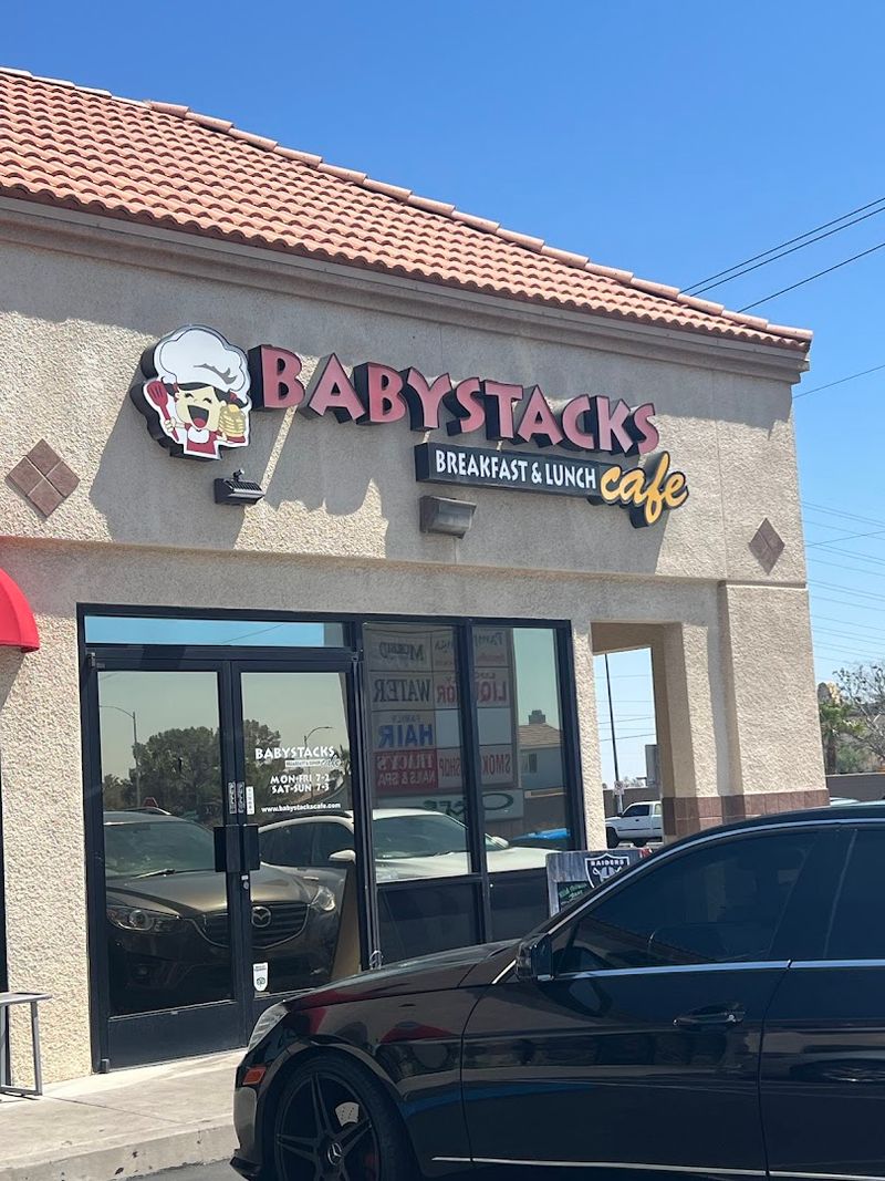 Easy Location and Hours Perfect for a Morning Outing