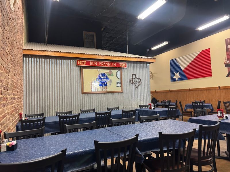 This Texas Restaurant Serves Fried Chicken That's Almost Too Good 12 The Atmosphere: Rustic, Lofty, and Totally Denton