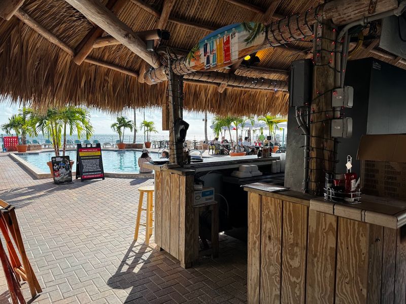 This Florida waterfront restaurant serves sunset views and seafood that easily steal the whole evening 12 Key Lime Pie That Closes the Night Perfectly