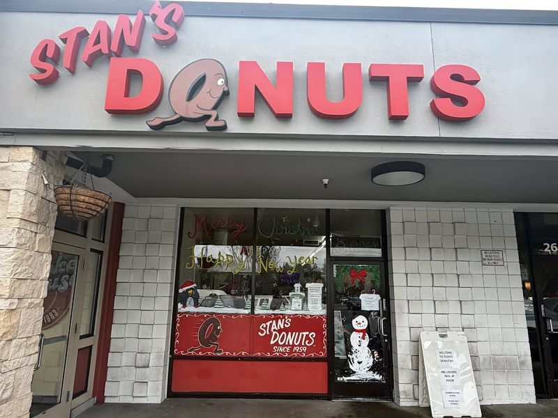 Stan's Donut Shop - Santa Clara, California