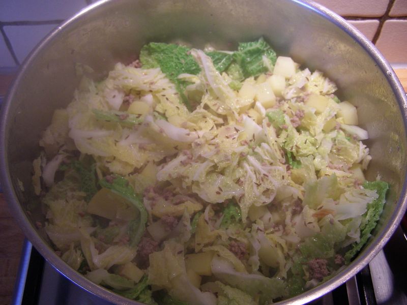 21 Meals That Only Make Sense If You Grew Up Eating Them Regularly 15 Cabbage stew