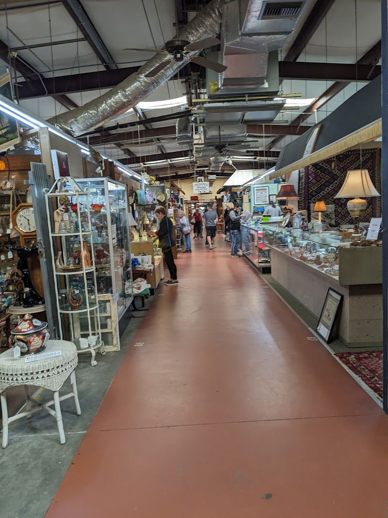 Enjoy a Nostalgic Family Day at This Antique Theme Park in Florida 12 Practical Tips to Make the Most of Your Visit