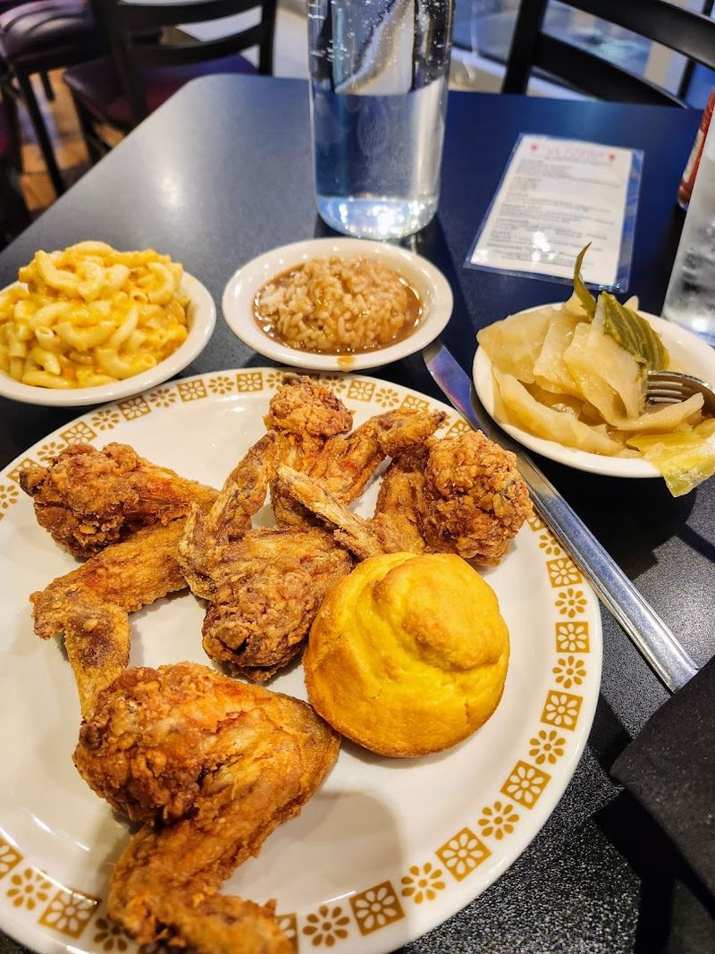The Best Soul Food Restaurants in Every State 21 Detroit Soul - Detroit, Michigan