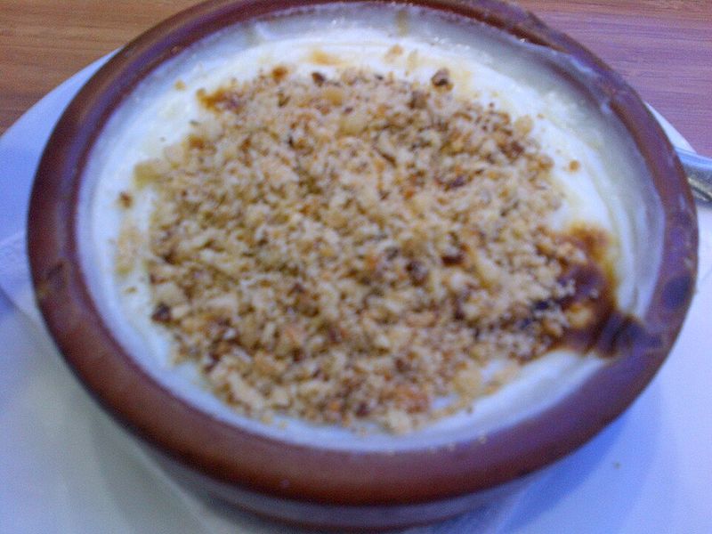 20 Old-School Dinners People Act Too Good For - Until They’re Starving 18 Rice pudding