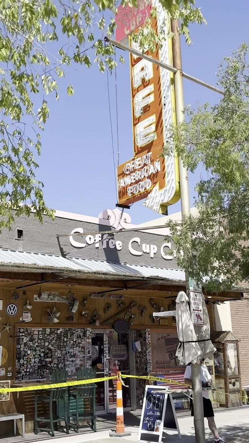 The quiet Nevada town where one old-school café became a favorite stop for generations 12 Featured on Diners, Drive-Ins, and Dives — A Well-Earned Spotlight