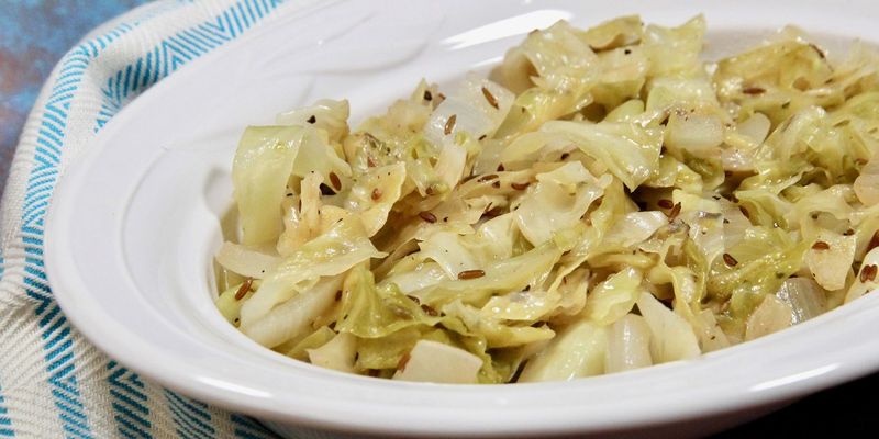 Braised cabbage