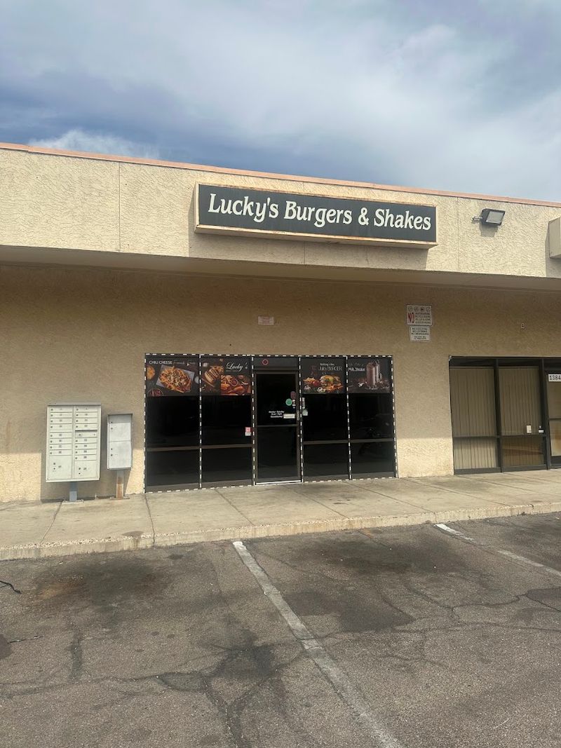 Lucky's Burgers & Shakes - Phoenix, Arizona