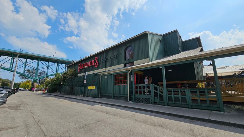 Calhoun's On The River - Knoxville, Tennessee