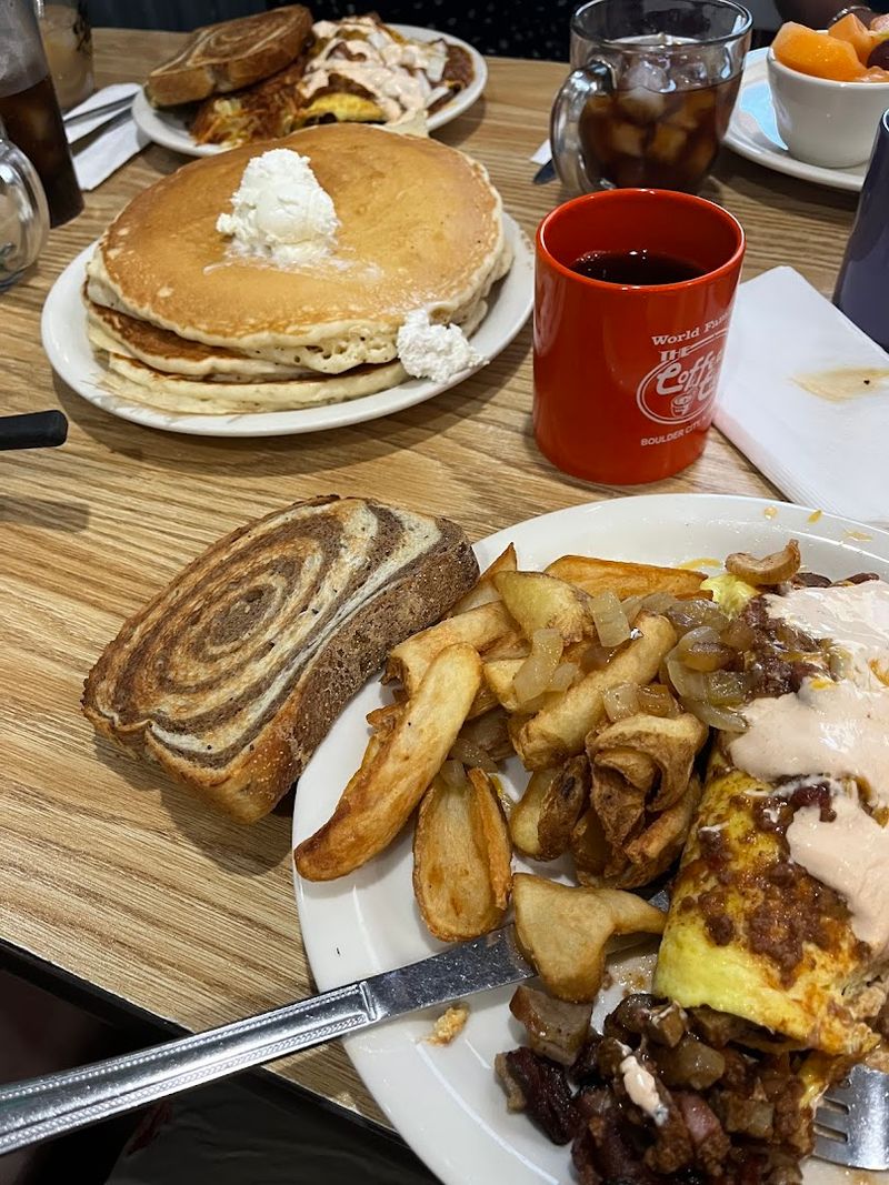The quiet Nevada town where one old-school café became a favorite stop for generations 5 A Breakfast Menu So Big It Is Delightfully Overwhelming