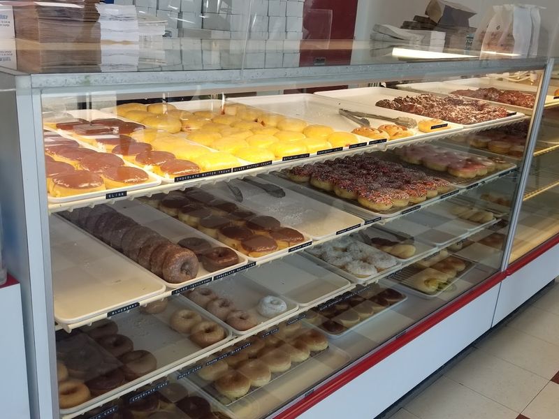 Donut Palace - Murfreesboro, Tennessee