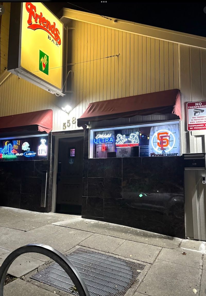 7 California rooftop bars where one drink usually turns into the whole evening 6 Friends Bar - San Francisco, California