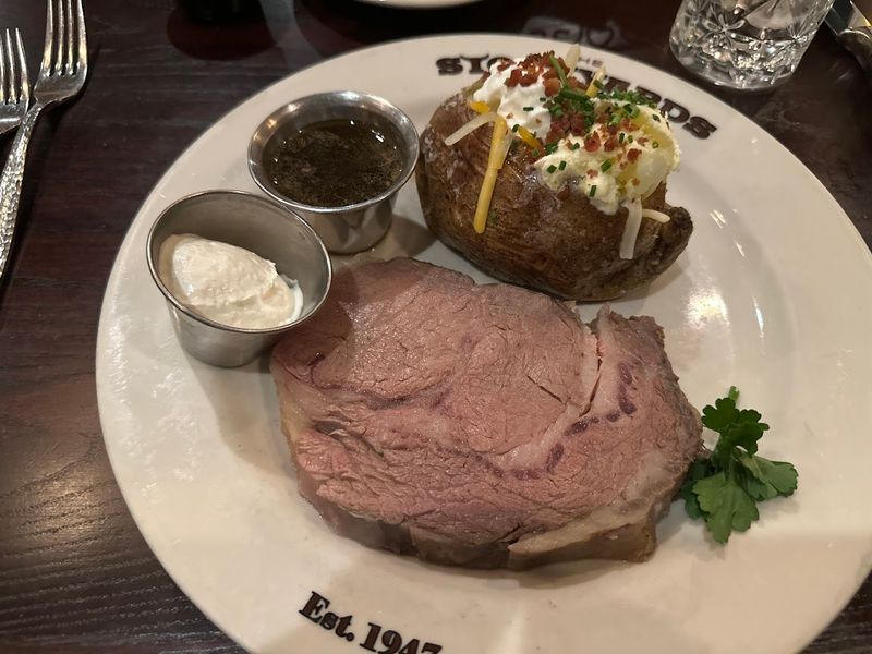 Prime Rib That Keeps Families Coming Back