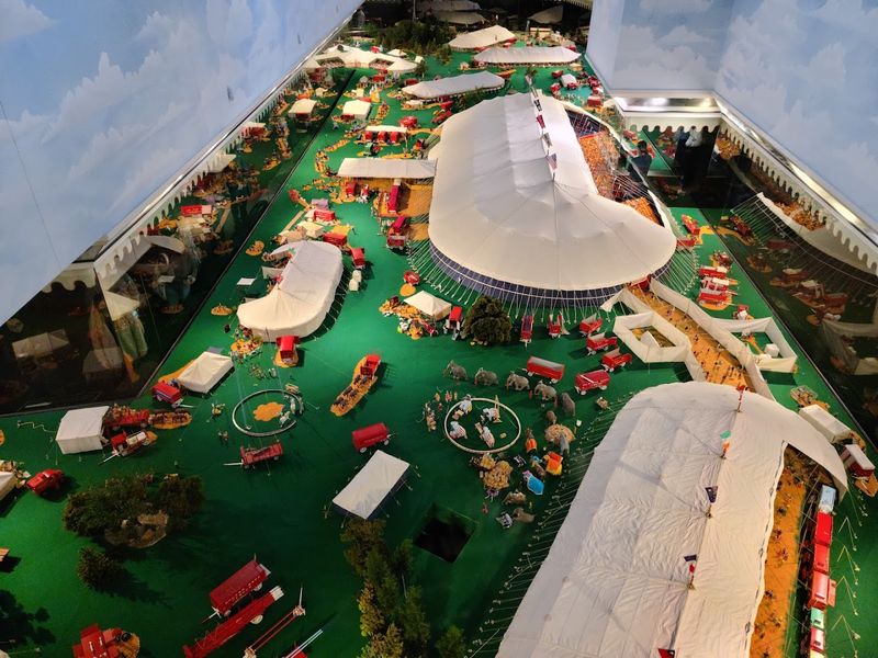 Howard Tibbals' Miniature Circus Model: Tiny Details, Massive Wow Factor