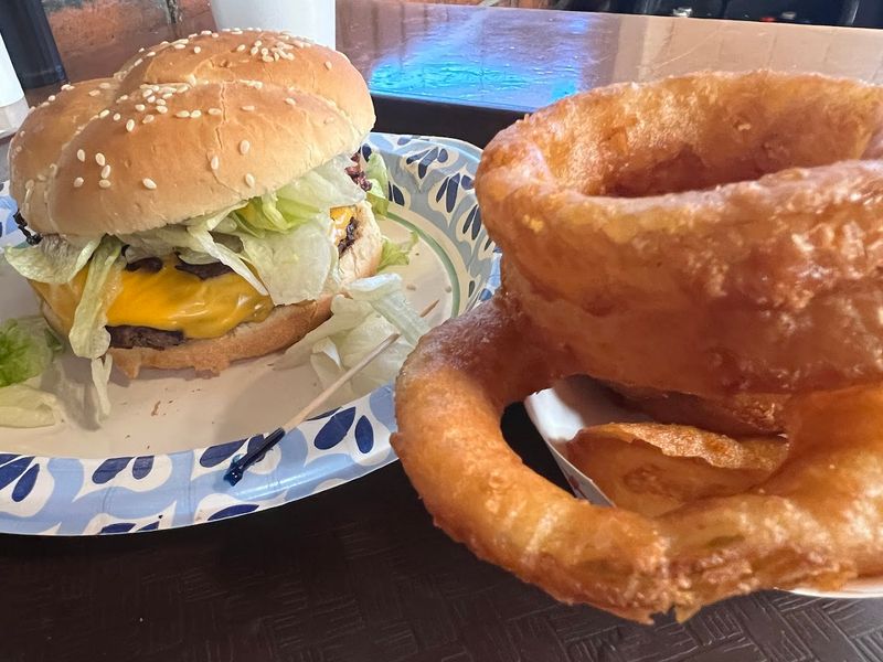 The Onion Rings That Deserve Their Own Fan Club